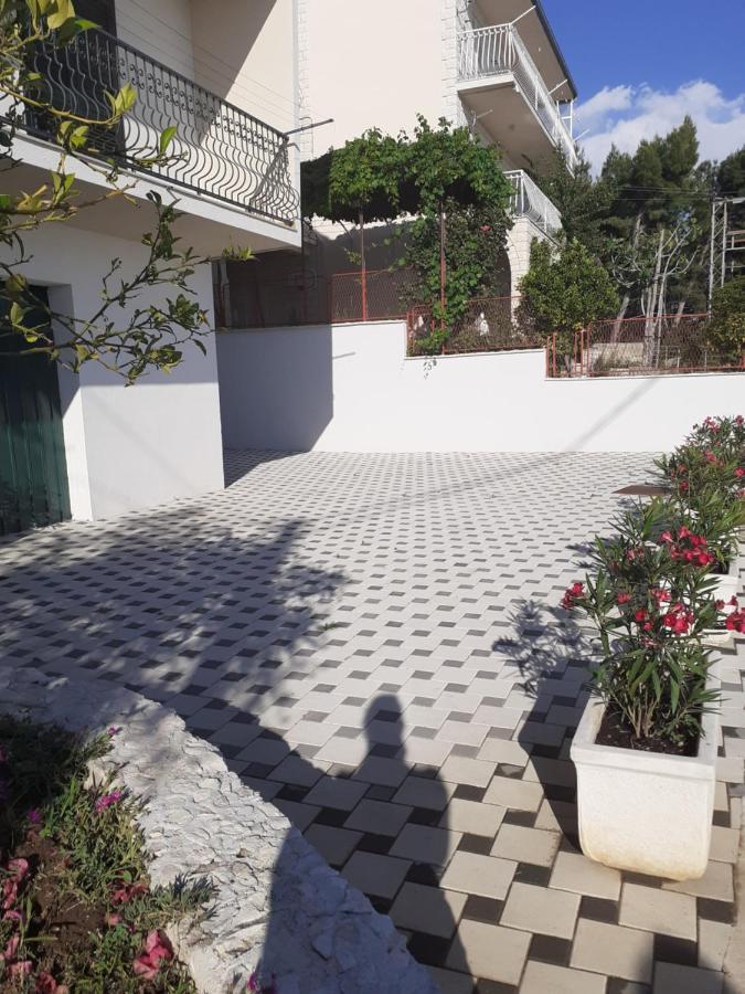 Apartmani Ami Podstrana Exteriér fotografie