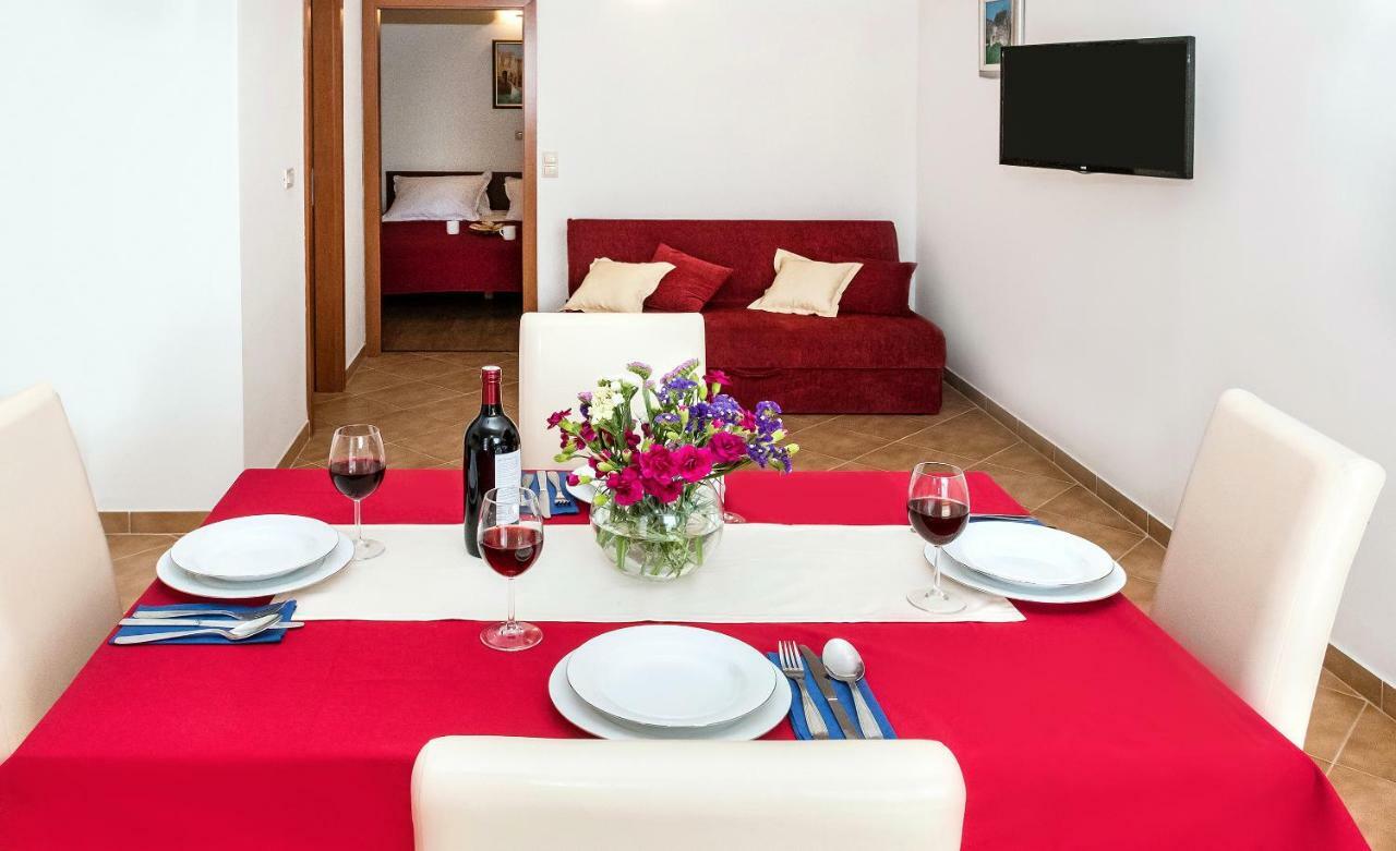 Apartmani Ami Podstrana Exteriér fotografie