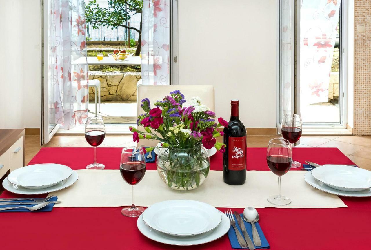 Apartmani Ami Podstrana Exteriér fotografie